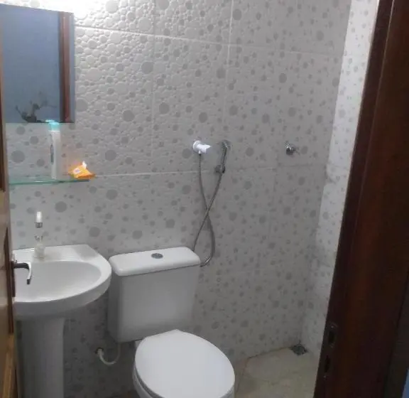 Economy Triple Room, Casa Do Francês Na Praia