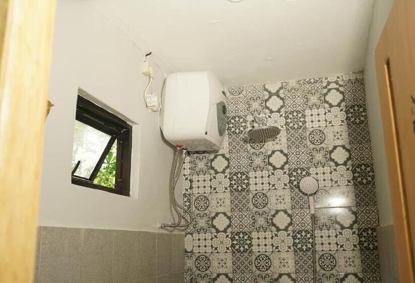 Номер Стандарт с Балконом, Happy House Bnb Bromo Backpacker