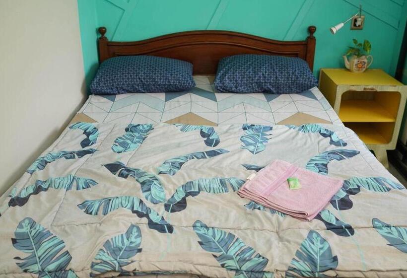 Номер Стандарт с Балконом, Happy House Bnb Bromo Backpacker