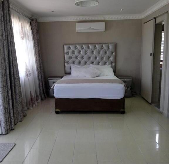 סוויטה אקזקיוטיב, La Saville Bnb