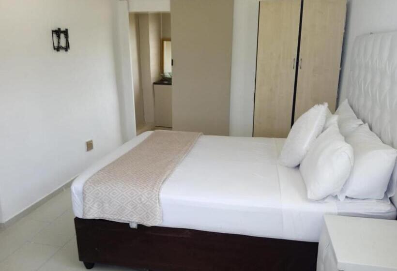 חדר סטנדרט נוף לגינה, La Saville Bnb