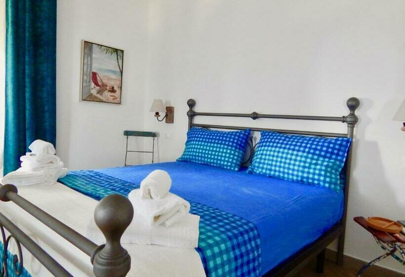 스탠다드 룸 킹사이즈 침대, Le Giüe