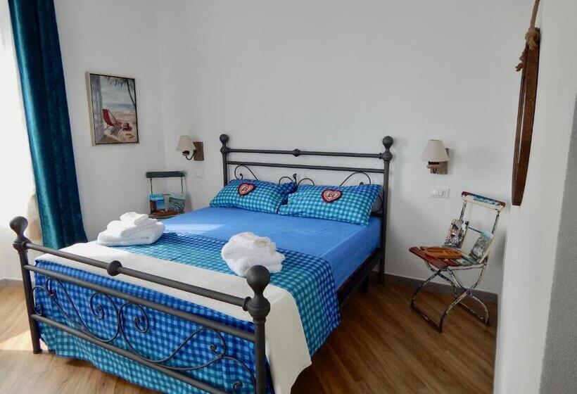 스탠다드 룸 킹사이즈 침대, Le Giüe