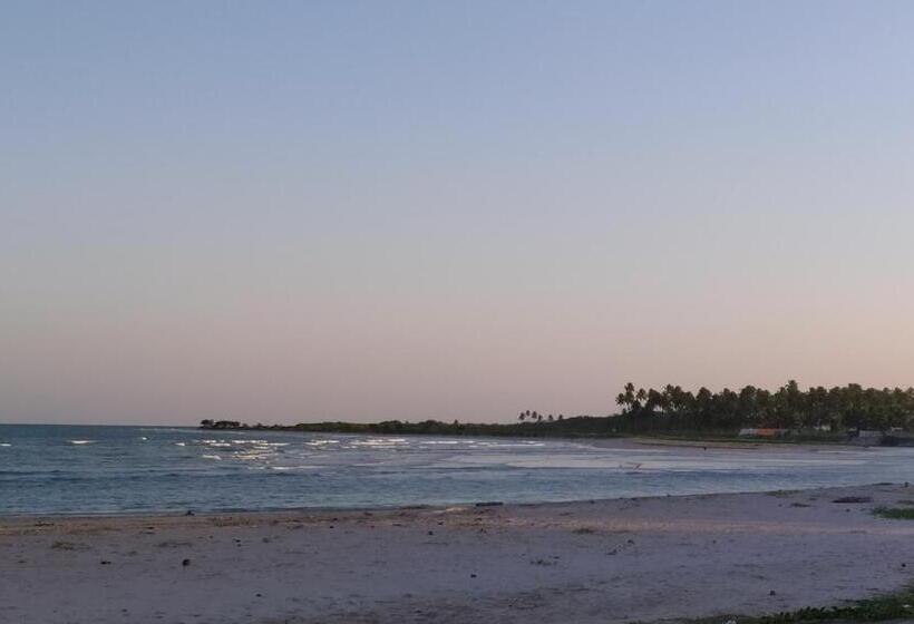 غرفة قياسية ثلاثية, Recanto Das Folhas