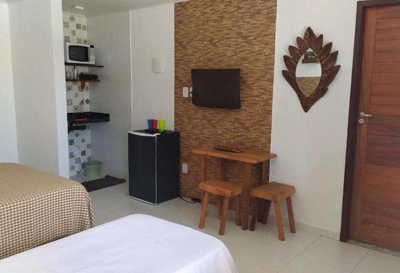 غرفة قياسية ثلاثية, Recanto Das Folhas