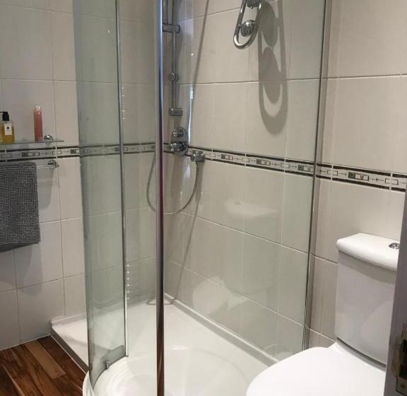 4인용 스탠다드 룸, The Neuk