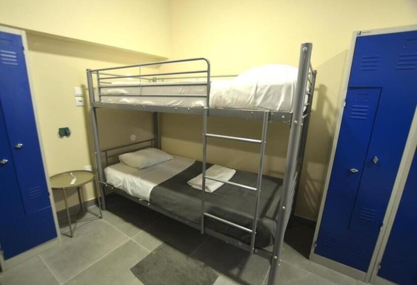 ルームシェアのワンベッド, Rooms Dp Setúbal