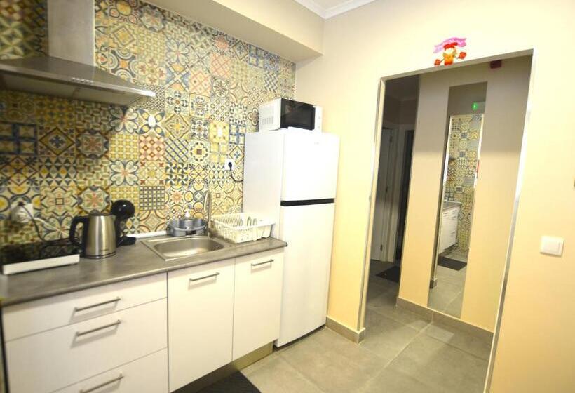 سرير فى غرفة مشتركه, Rooms Dp Setúbal