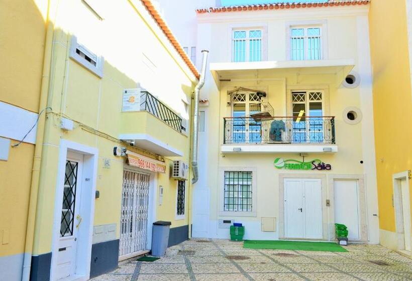 سرير فى غرفة مشتركه, Rooms Dp Setúbal
