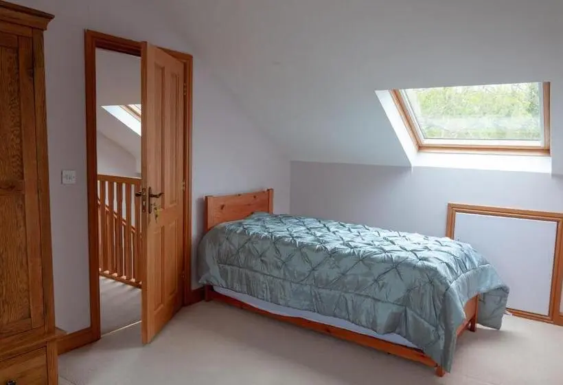 اتاق استاندارد, Creeghduff Lodge