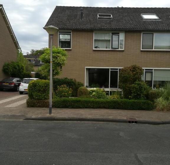 חדר סטנדרט, De Wielen