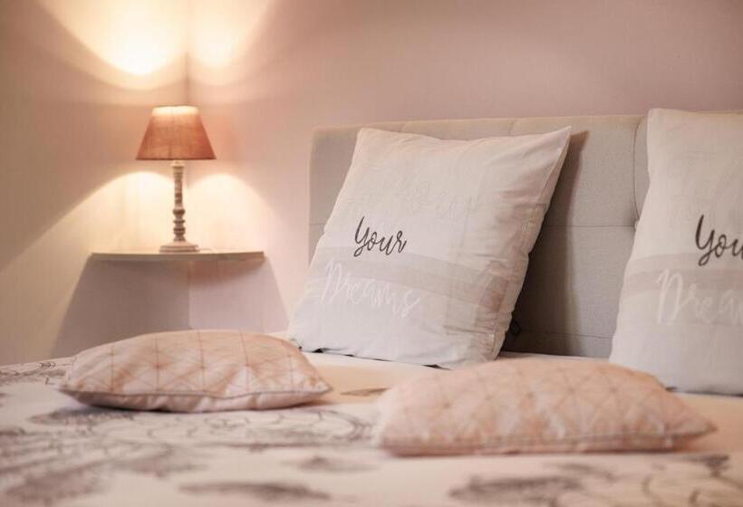 منزل غرفة نوم واحدة, O  Bonheur De L Olivier Chambres Et Gîtes 4 étoiles