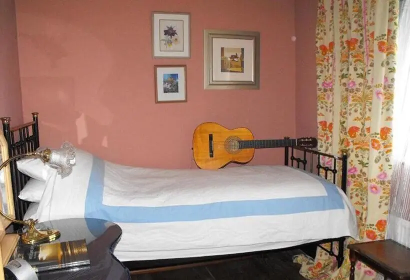 Chambre Deluxe Individuelle, Whitmore