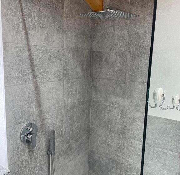 带大床的标准间, Camera Con Vista Castello