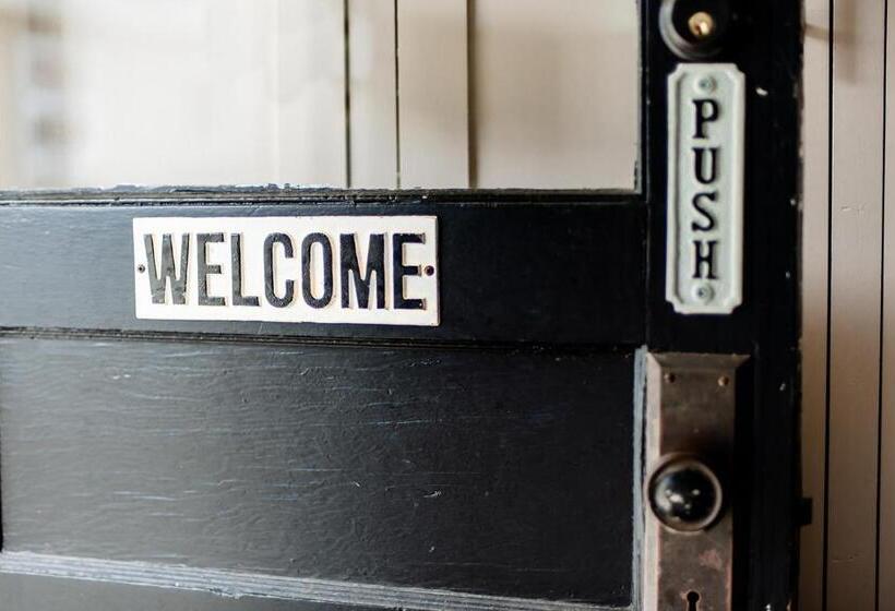 شقة ديلوكس غرفة واحدة, Studio 555