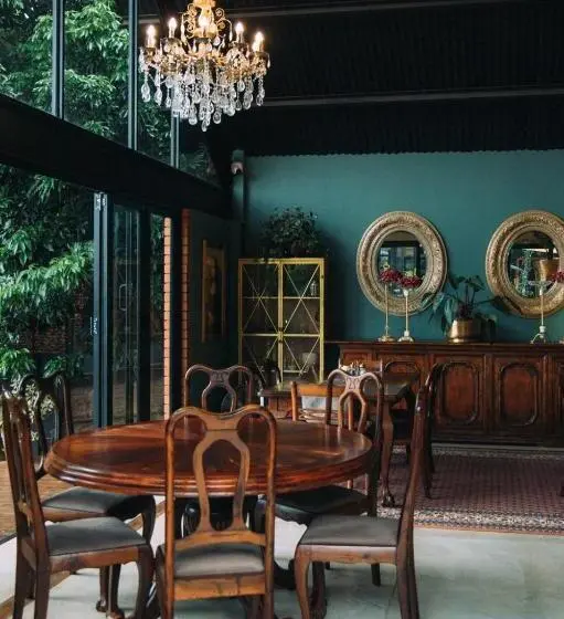 سوییت, The Bohemian Guesthouse