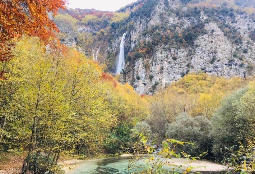 شقة غرفة واحدة, B&b Fiume