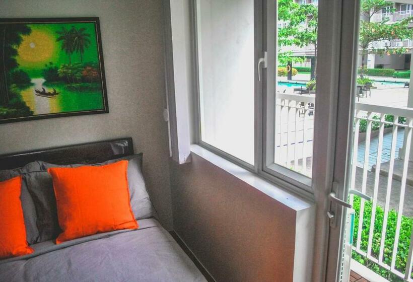 Junior Suite com Balcao, Butler S Bnb @ Trees Residences Qc Phil