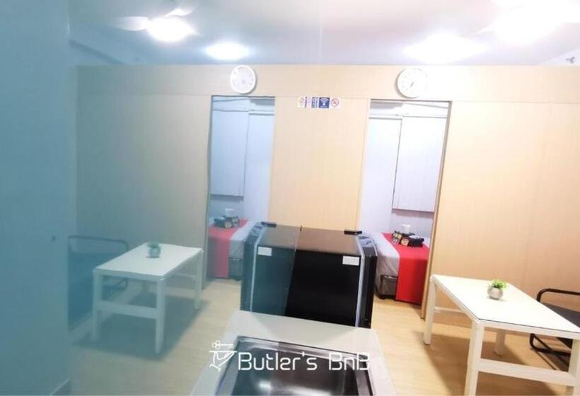 Quarto Deluxe com Balcão, Butler S Bnb @ Trees Residences Qc Phil