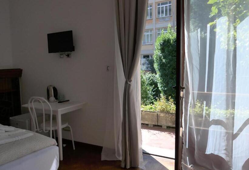 חדר סטנדרט עם מרפסת, La Tana Rooms