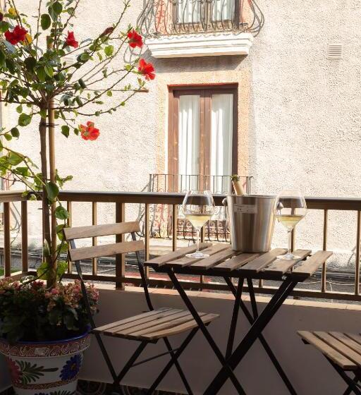 스탠다드 발코니 룸, Room Boutique 32