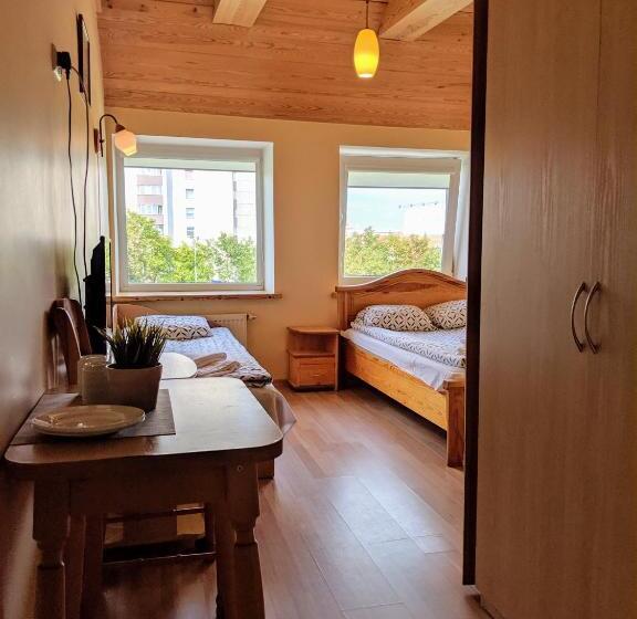 اتاق استاندارد سه نفره, Guest House Kamara