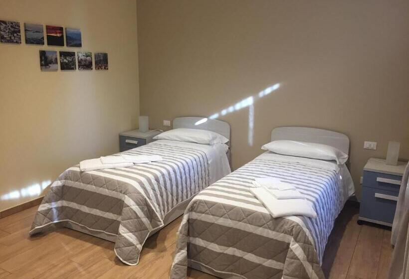 Четырехместный Номер Стандарт, Residence La Canonica
