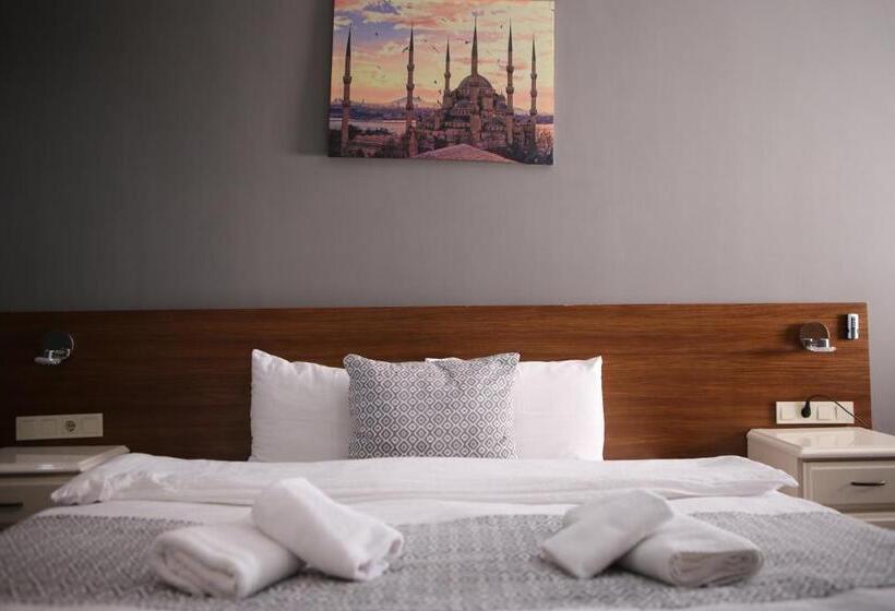 Люкс Повышенной Комфортности, Lily Airport Otel