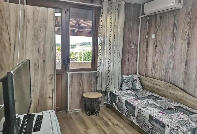 Deluxe-perhehuone, Bali Petrich