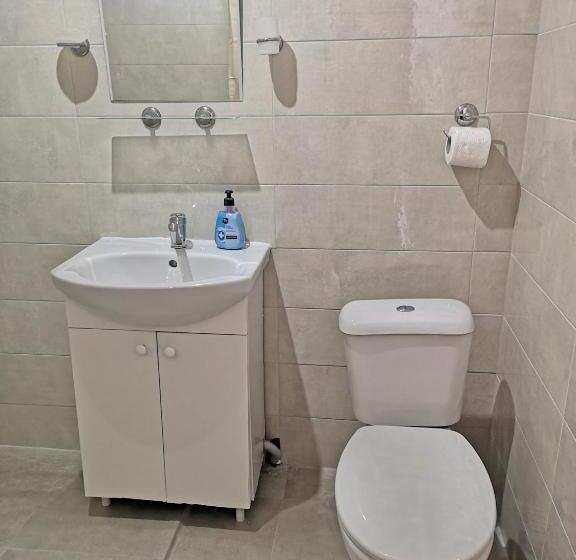 带景观的三人标准房间, Bali Petrich