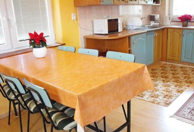 1ベッドルームアパートメント, Penzión Bajo