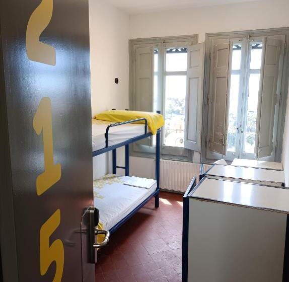 اتاق استاندارد با چشمانداز باغ, Alberg Barcelona Xanascat