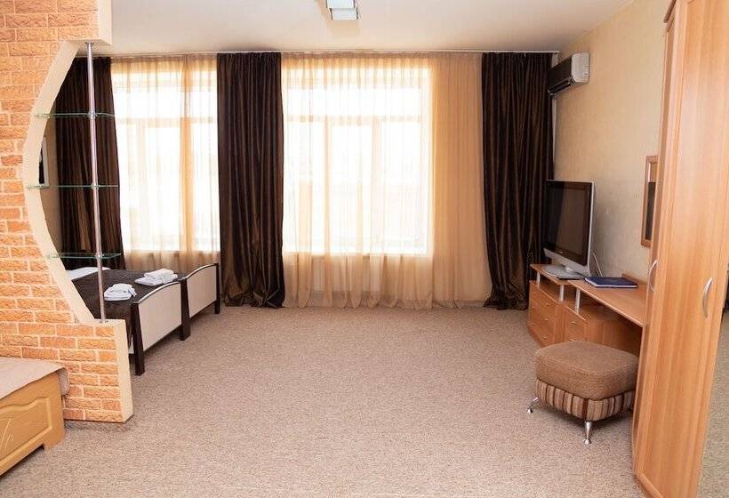 اتاق سوپریور, Alioth