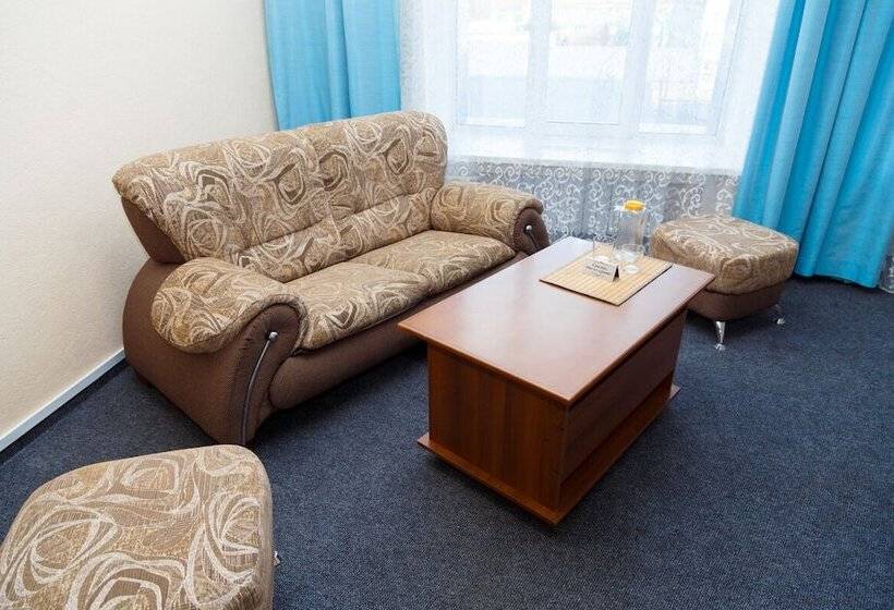 اتاق سوپریور, Alioth