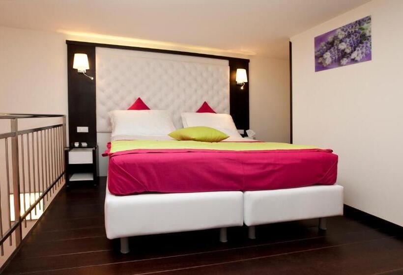 Трехместный Номер Superior, Sorrento Flats