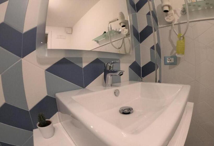 Классический Номер, Sorrento Flats