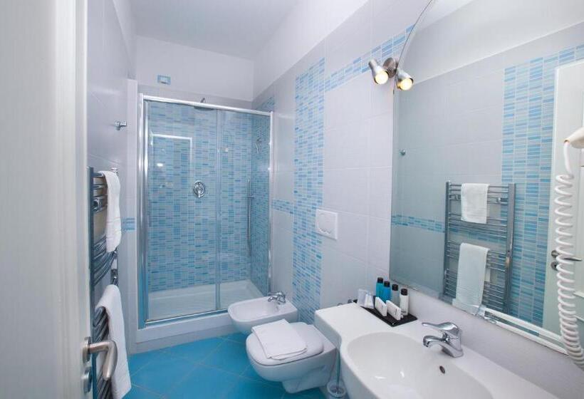带1个卧室的带阳台的公寓, Sorrento Flats