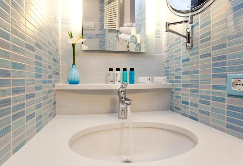 Quarto Superior, Sorrento Flats