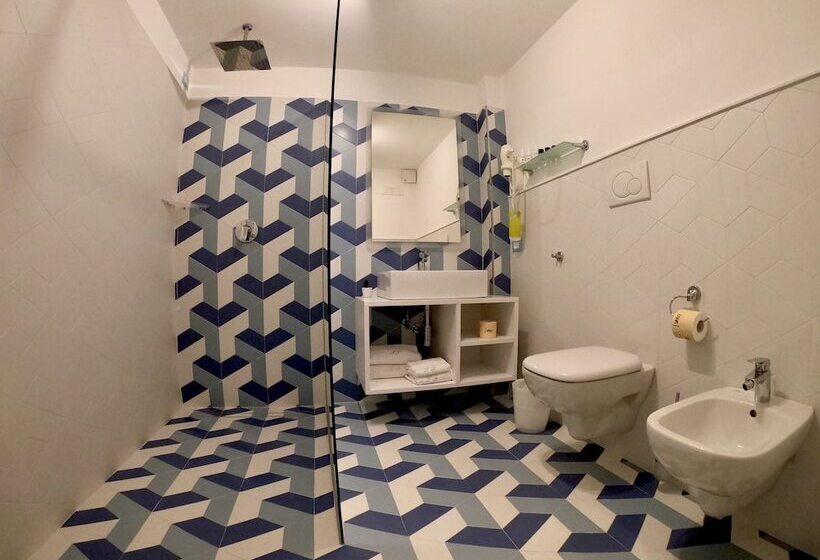 Классический Номер, Sorrento Flats