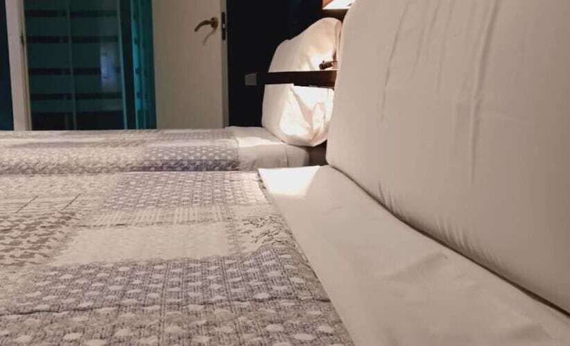 اتاق استاندارد, C&h Aravaca Garden