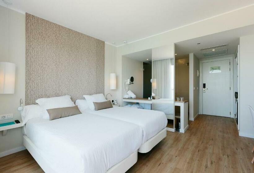 غرفة قياسية مطلّة علي حمام السباحة, Aluasoul Ibiza  Adults Only