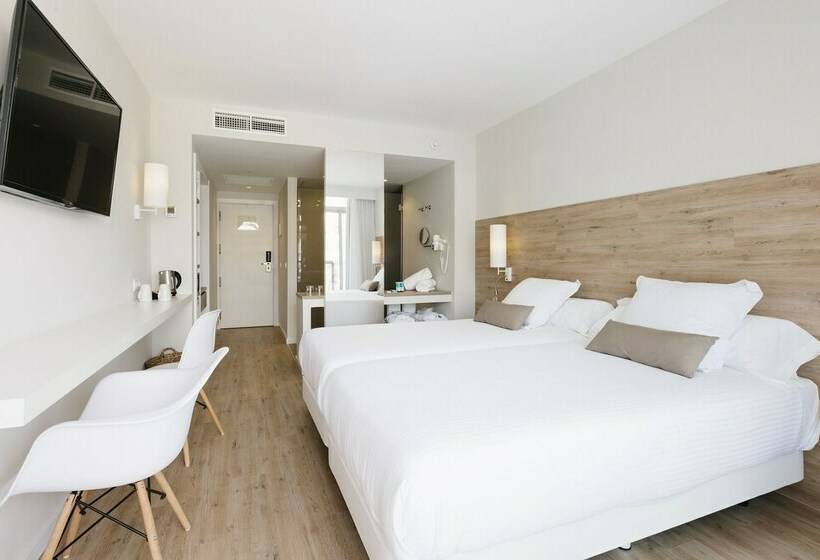 غرفة قياسية مطلّة علي حمام السباحة, Aluasoul Ibiza  Adults Only