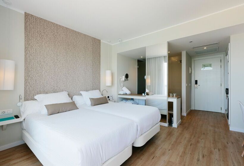 غرفة قياسية مطلّة علي حمام السباحة, Aluasoul Ibiza  Adults Only