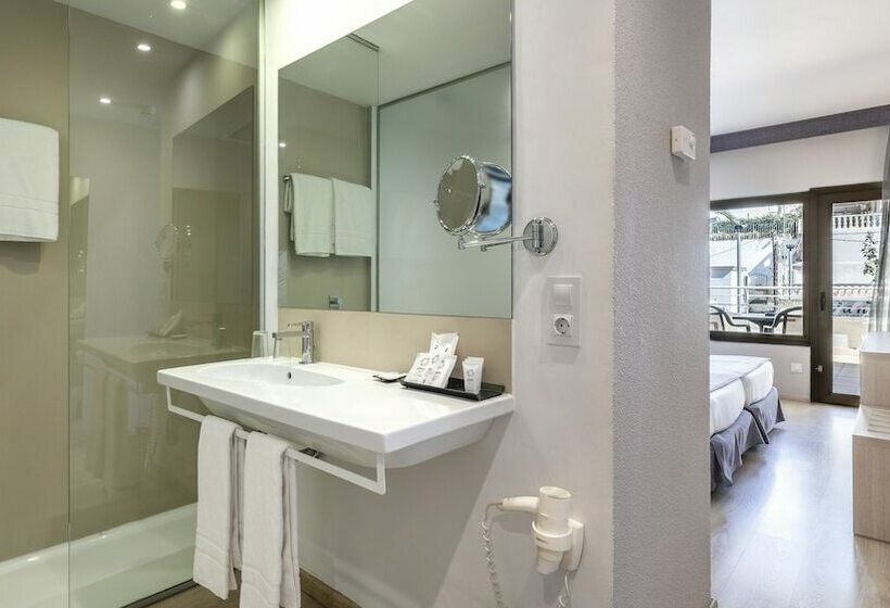 اتاق استاندارد, Be Live Adults Only Marivent