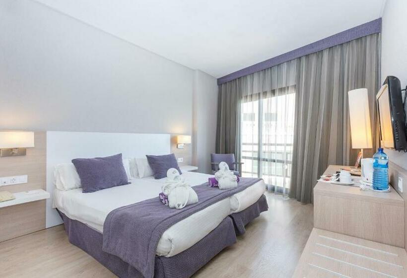 اتاق سوپریور با چشمانداز دریا, Be Live Adults Only Marivent