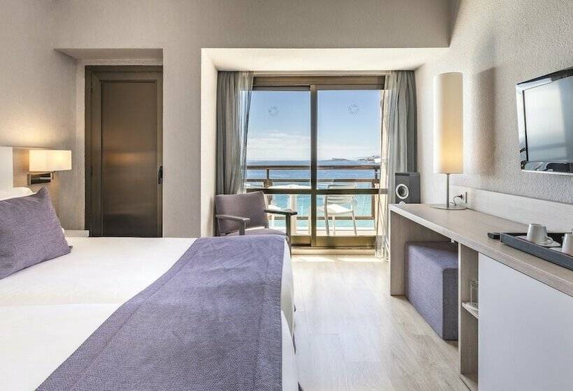 سوییت جونیور با چشمانداز دریا, Be Live Adults Only Marivent