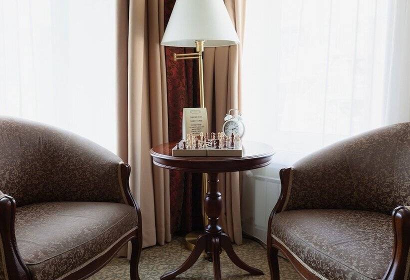 חדר סטנדרט, Chekhov