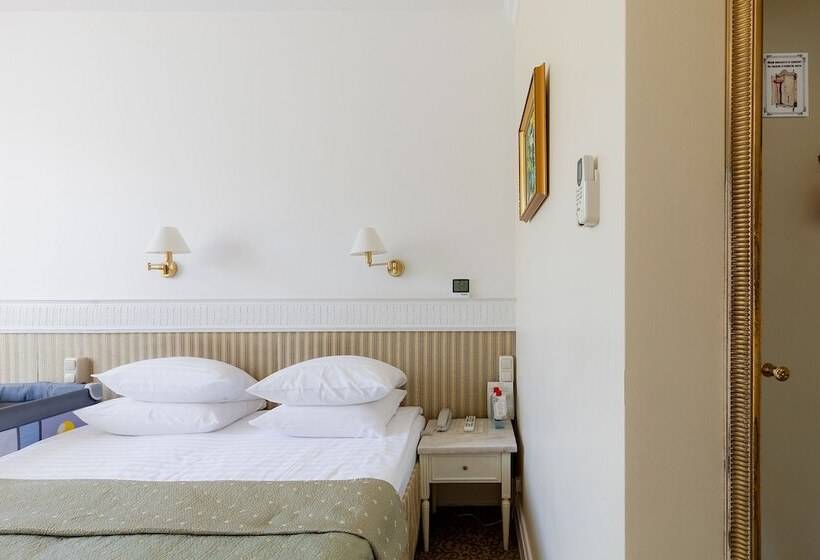 חדר סטנדרט, Chekhov