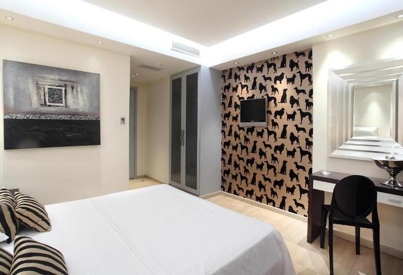 クラシックルーム, Comfy Boutique