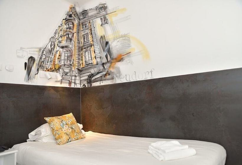 三人经典房间, Des Arts Centre Cathédrale